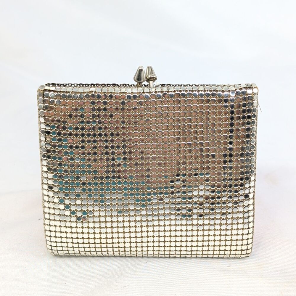 Vintage K of M 59 Metal Mesh Wallet Coin Purse Kiss Lock Clasp Silver Tone MCM